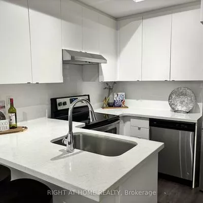 300, Alex Gardner, Aurora Village, Aurora