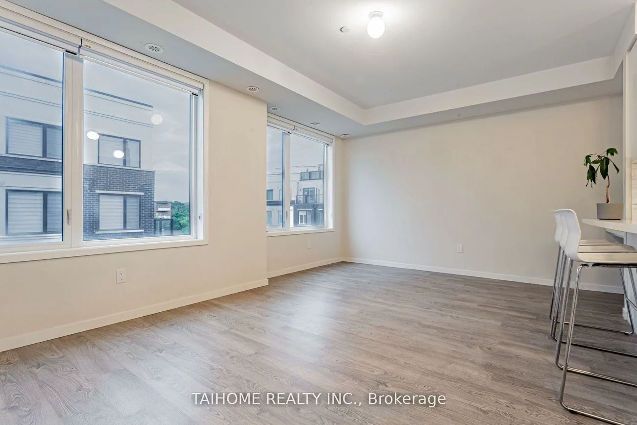 400, Alex Gardner, Aurora Village, Aurora