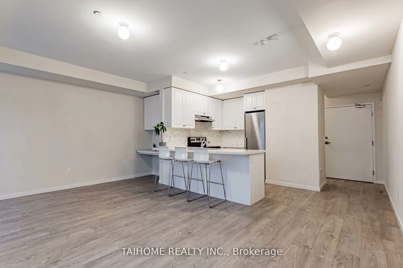 400, Alex Gardner, Aurora Village, Aurora