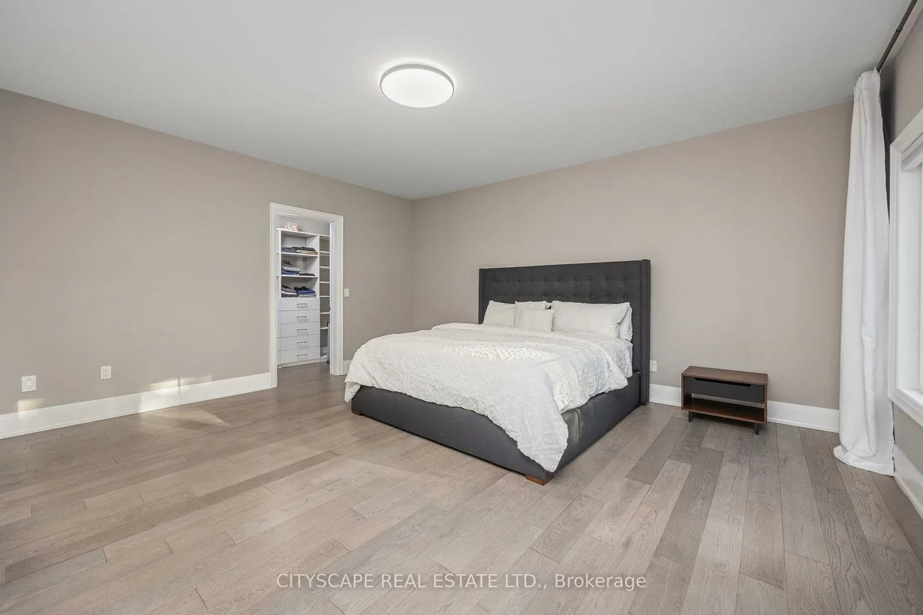 74, Old Bloomington, Aurora Estates, Aurora