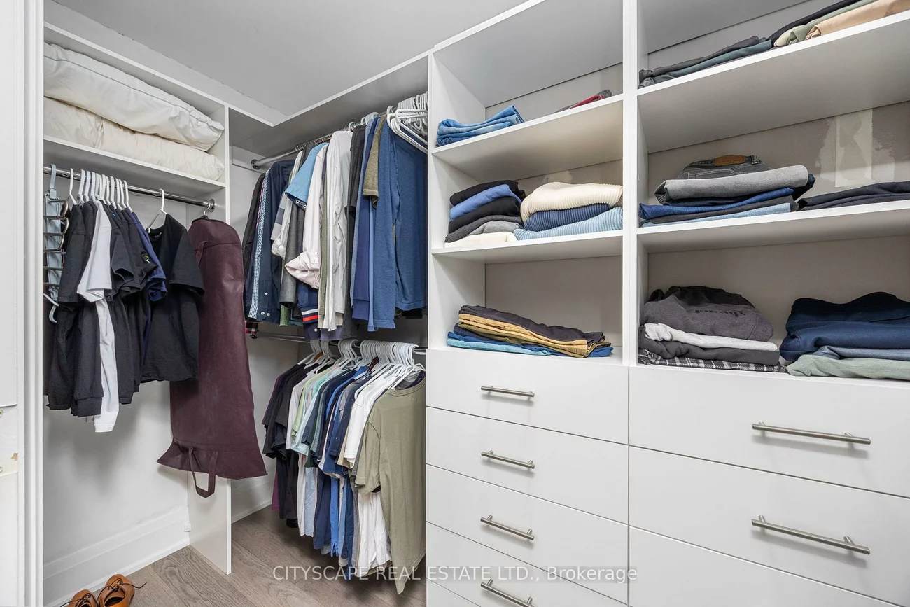 74, Old Bloomington, Aurora Estates, Aurora