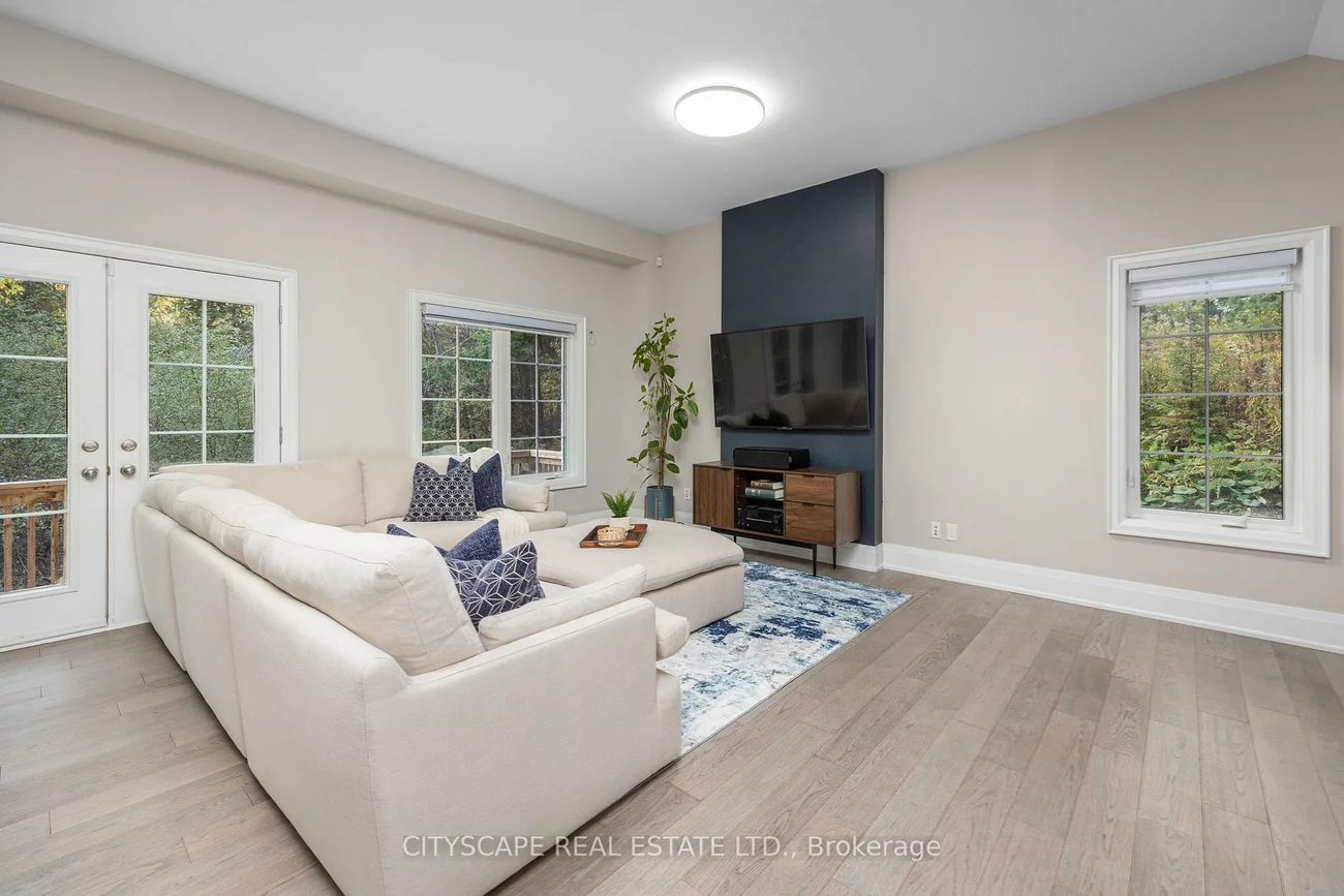 74, Old Bloomington, Aurora Estates, Aurora