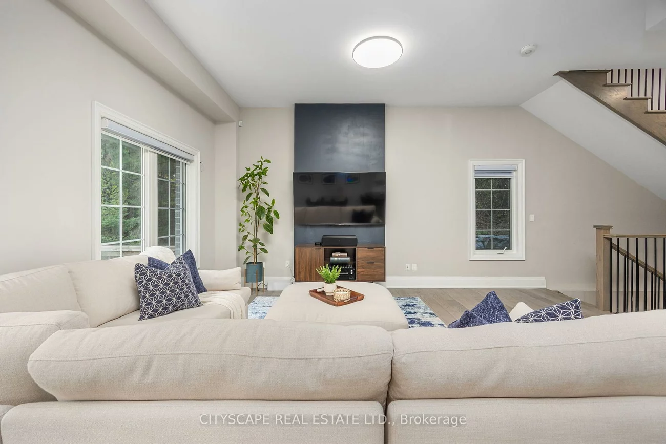 74, Old Bloomington, Aurora Estates, Aurora