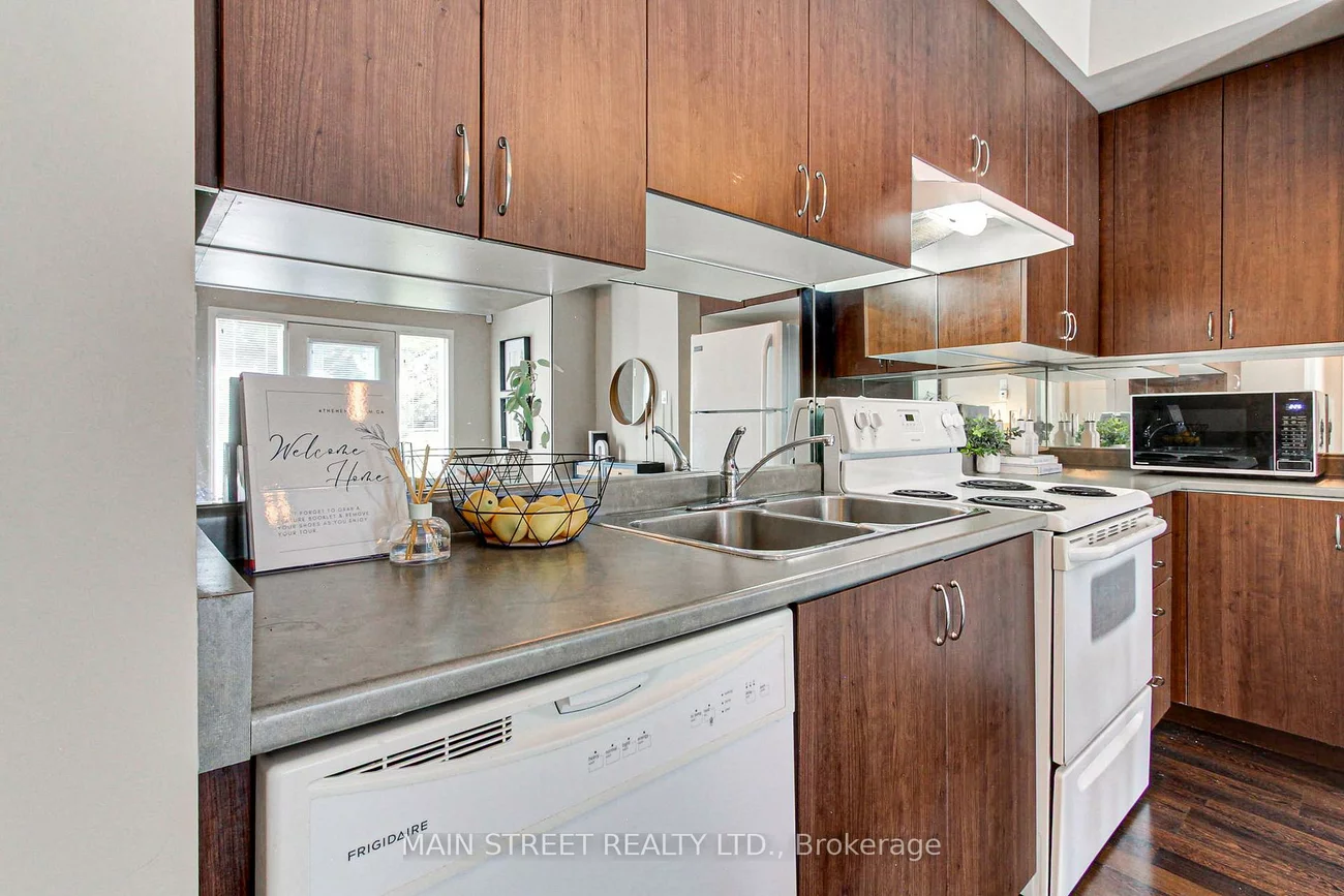 15949, Bayview, Bayview Northeast, Aurora