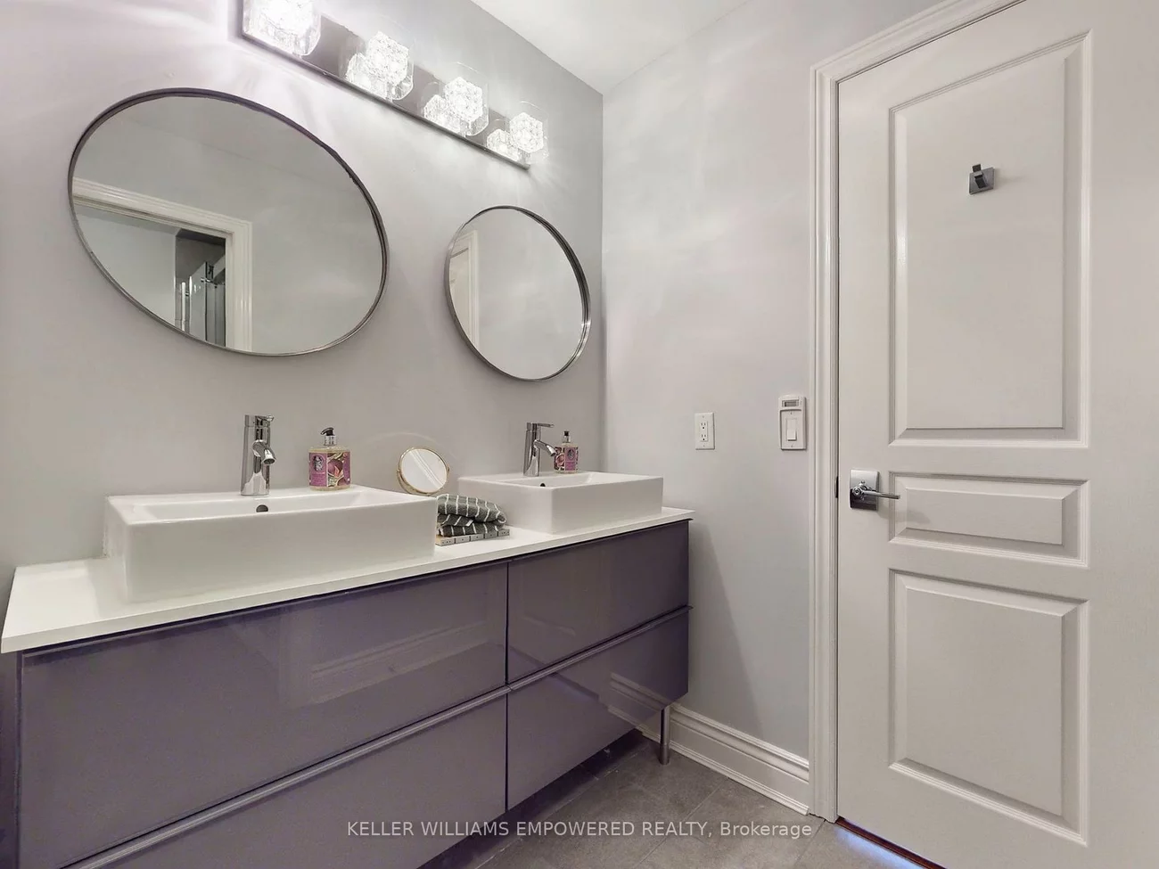 37, Tucker, Aurora Estates, Aurora