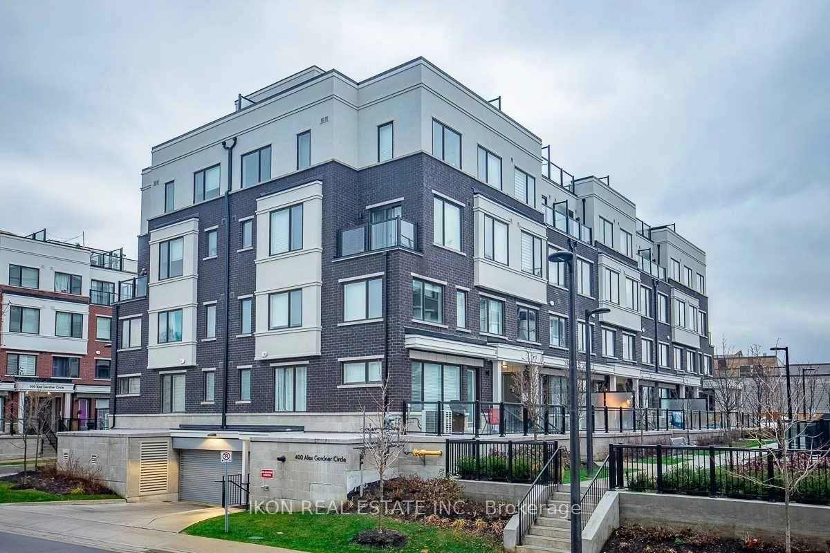 400, Alex Gardner, Aurora Village, Aurora