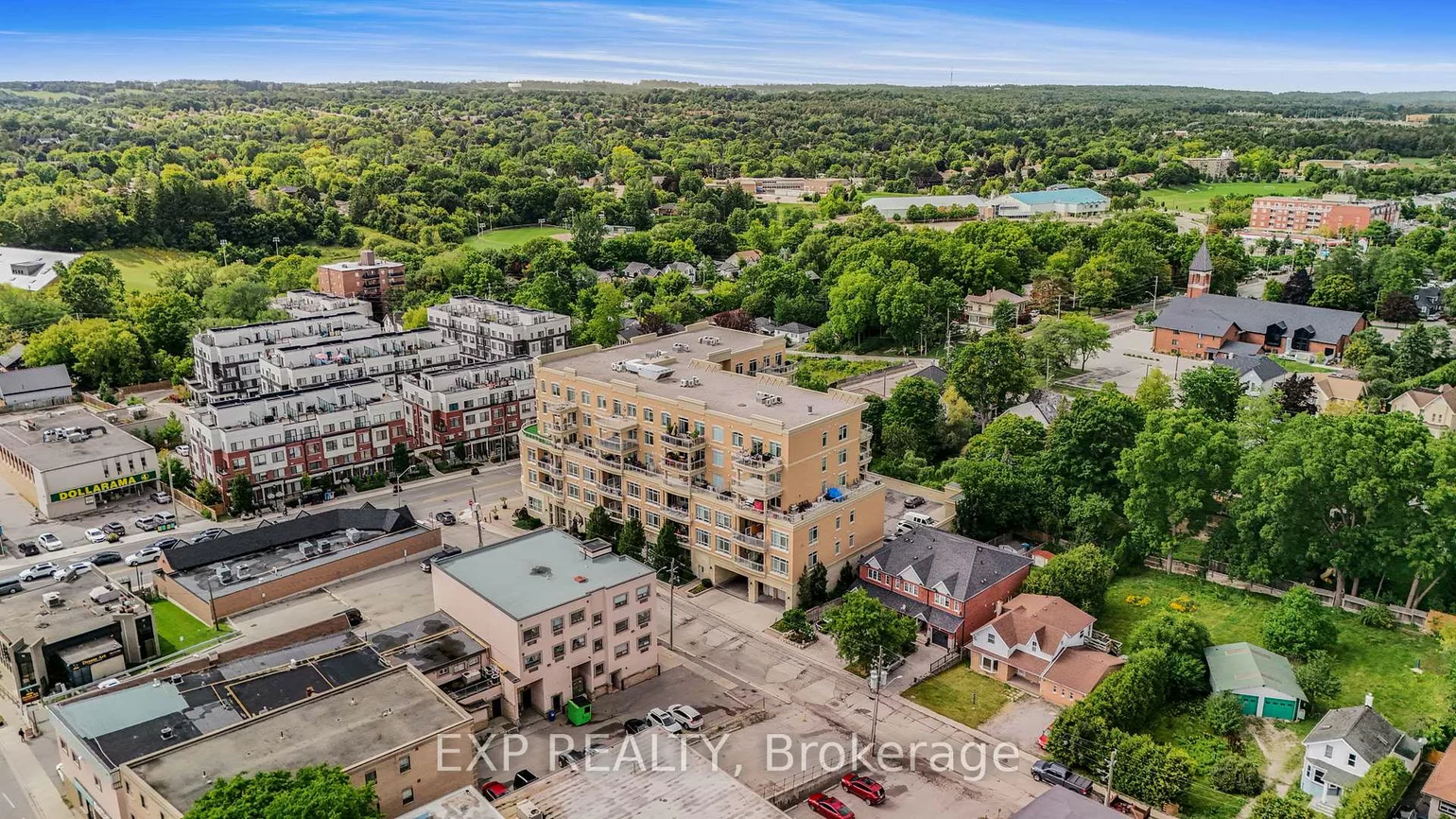 15277, Yonge, Aurora Village, Aurora