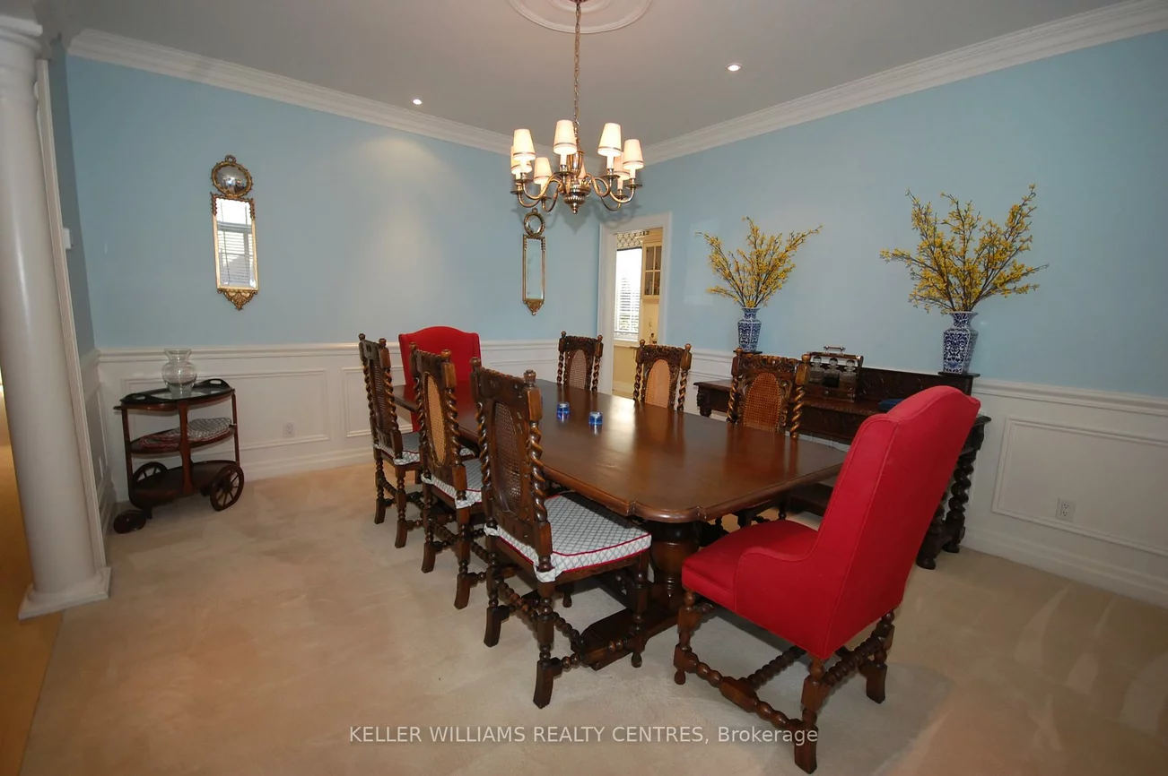 470, Falconwood, Aurora Estates, Aurora