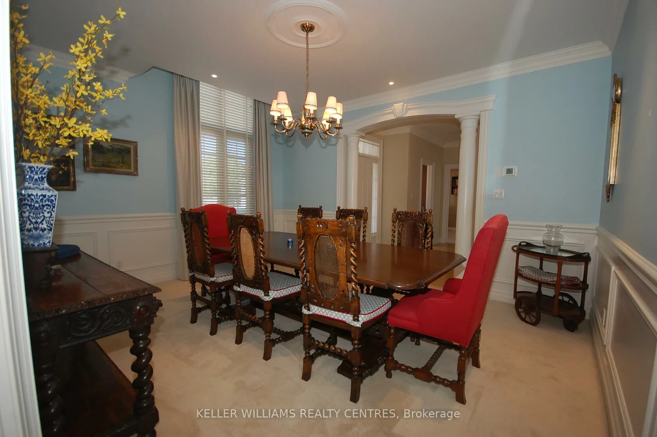 470, Falconwood, Aurora Estates, Aurora