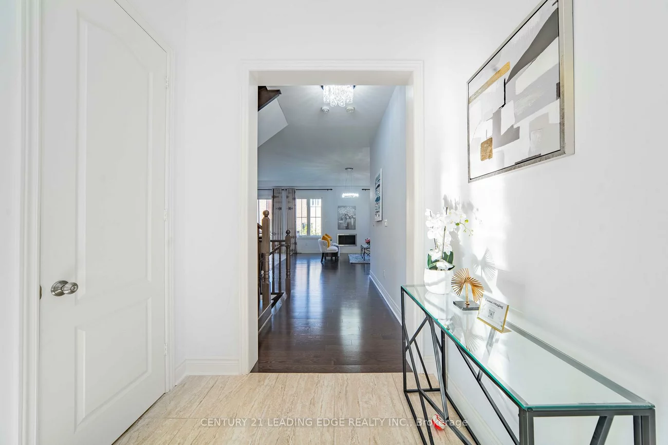 63, Ken Sinclair, Aurora Estates, Aurora