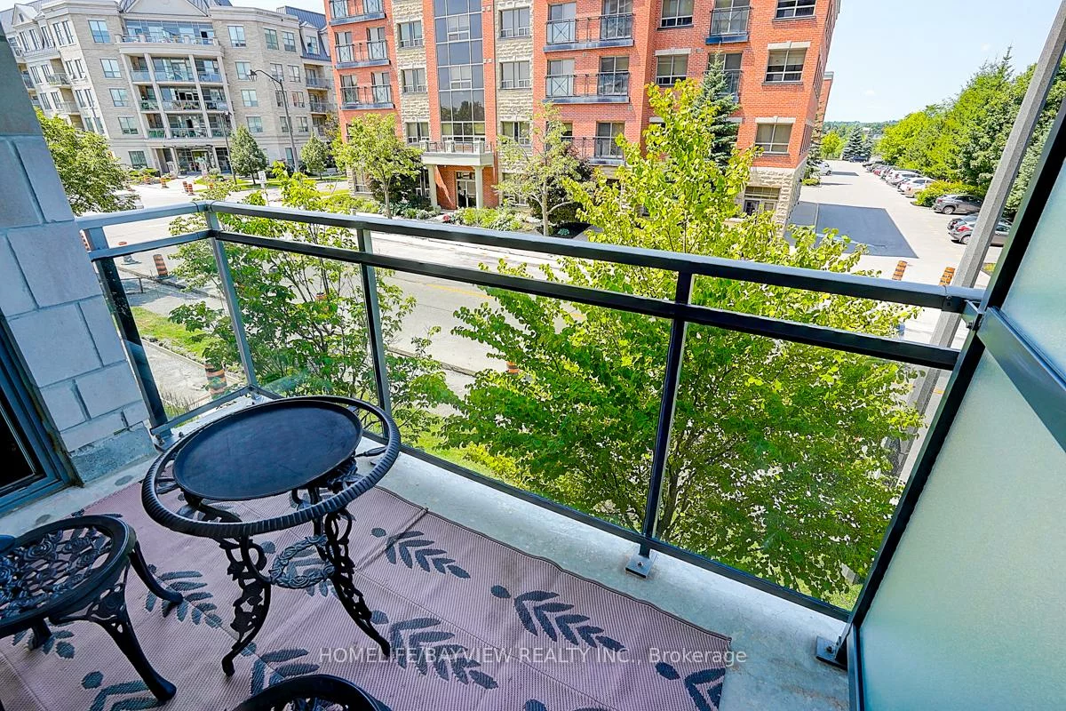 111, Civic Square, Bayview Wellington, Aurora