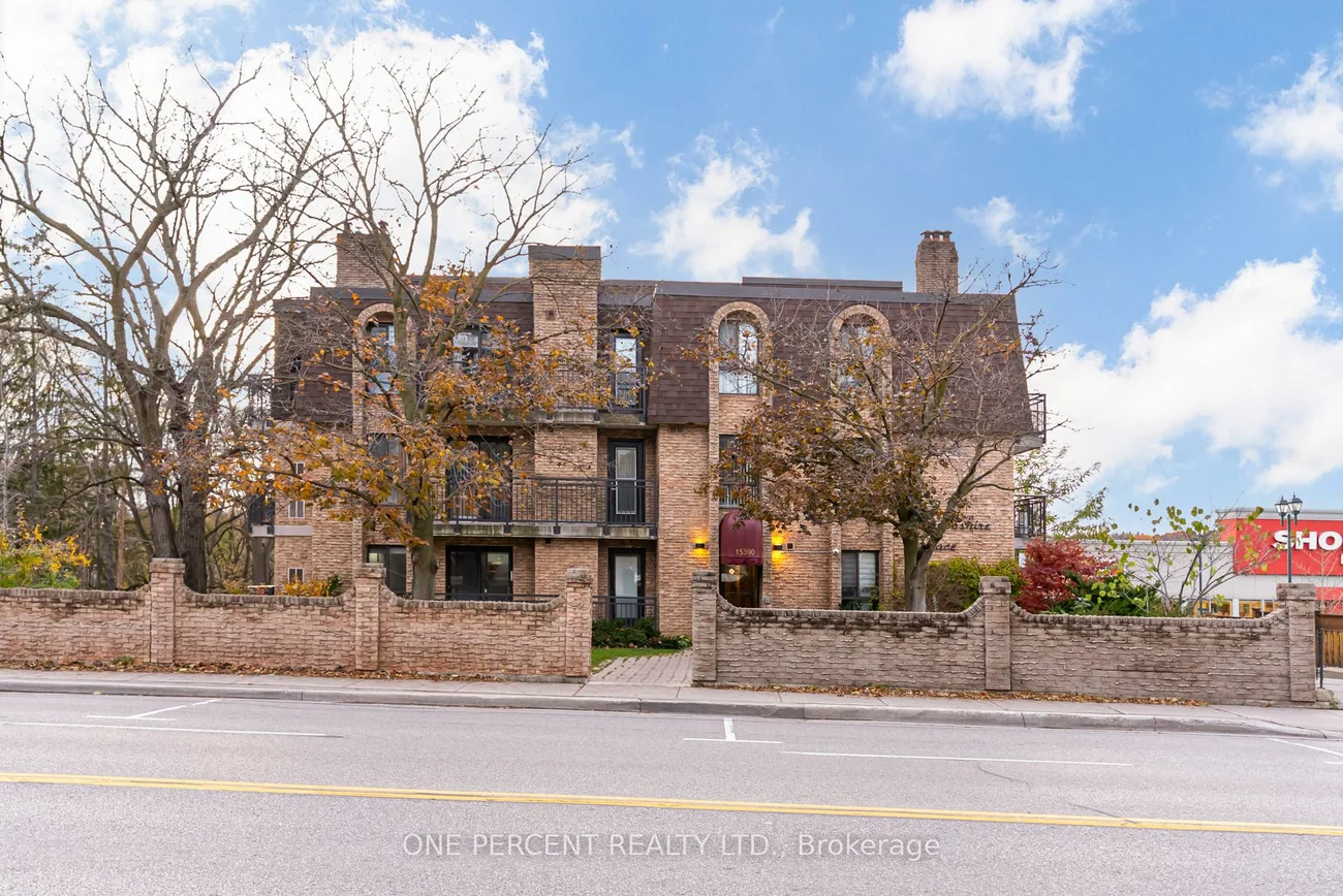 15390, Yonge, Aurora Heights, Aurora