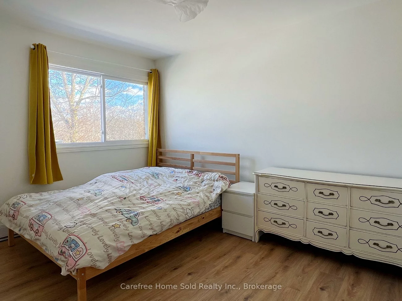 207, Milestone, Aurora Village, Aurora