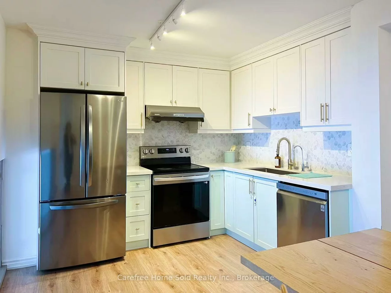 207, Milestone, Aurora Village, Aurora