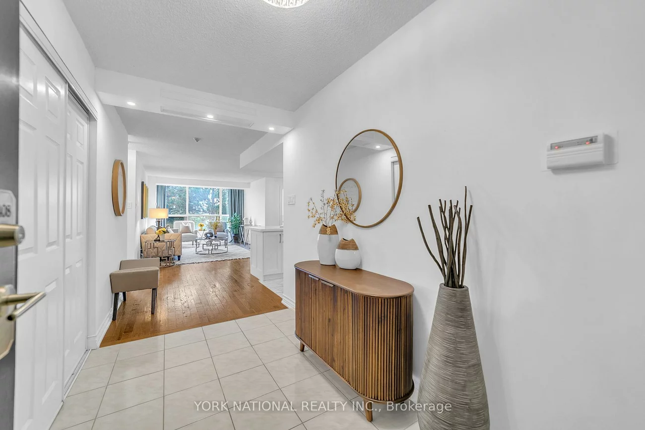 14924, Yonge, Aurora Highlands, Aurora