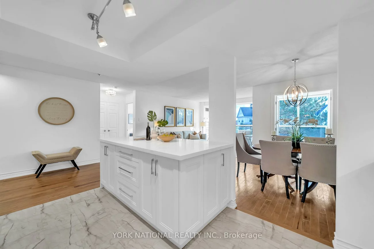 14924, Yonge, Aurora Highlands, Aurora