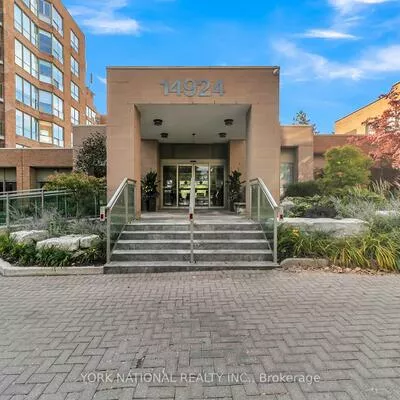 14924, Yonge, Aurora Highlands, Aurora