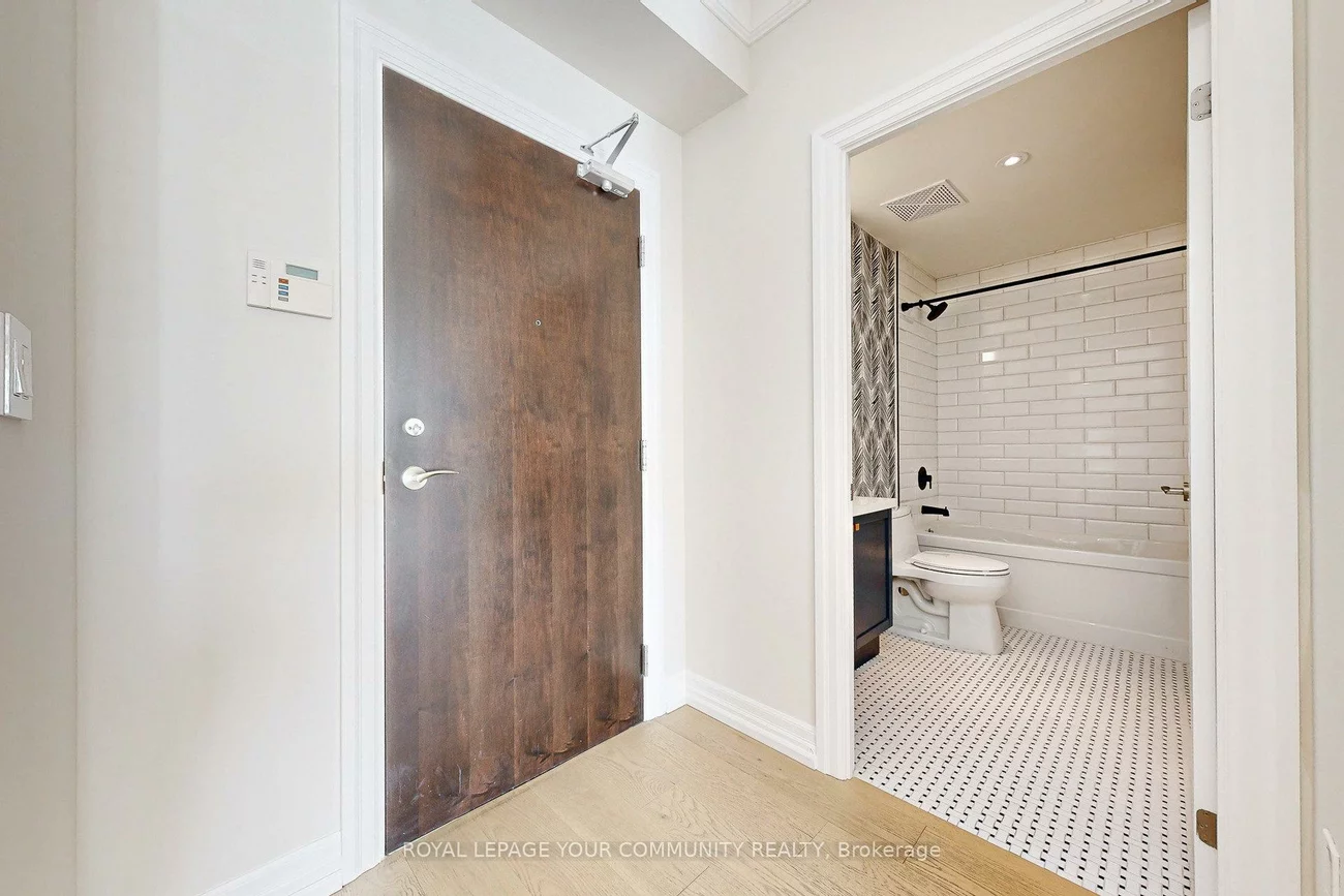 180, John West, Bayview Wellington, Aurora