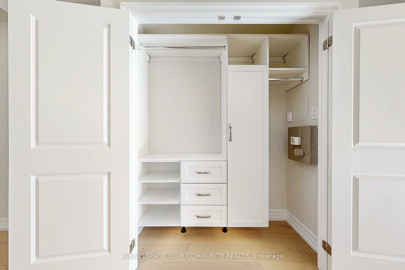 180, John West, Bayview Wellington, Aurora