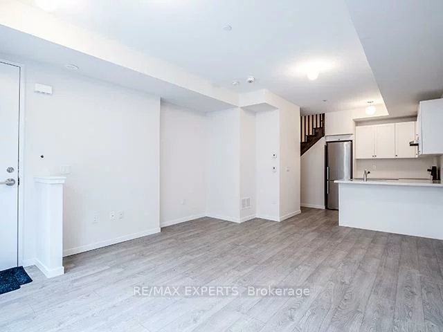 300, Alex Gardner, Aurora Village, Aurora