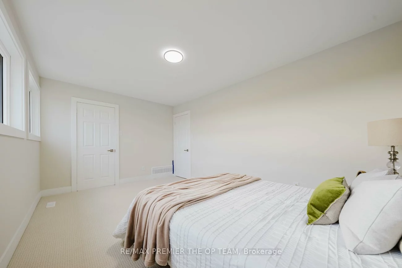 22, Henderson, Aurora Highlands, Aurora