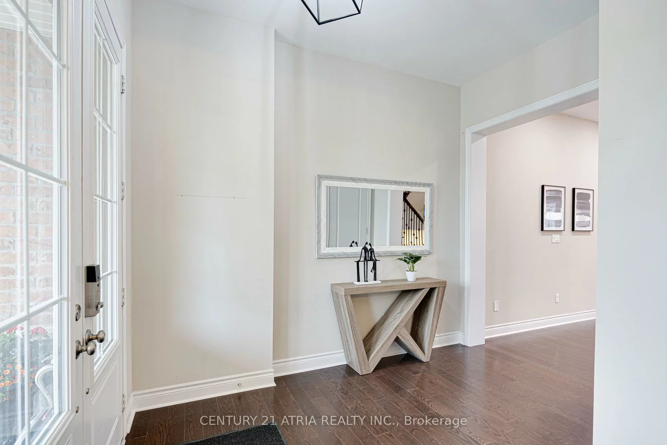 19, Match Point, Aurora Grove, Aurora