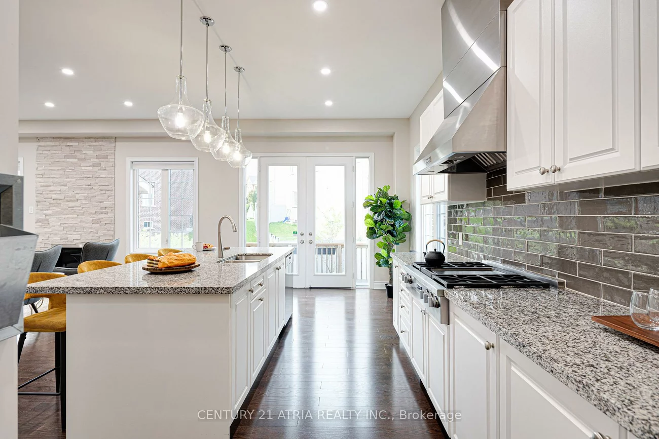 19, Match Point, Aurora Grove, Aurora