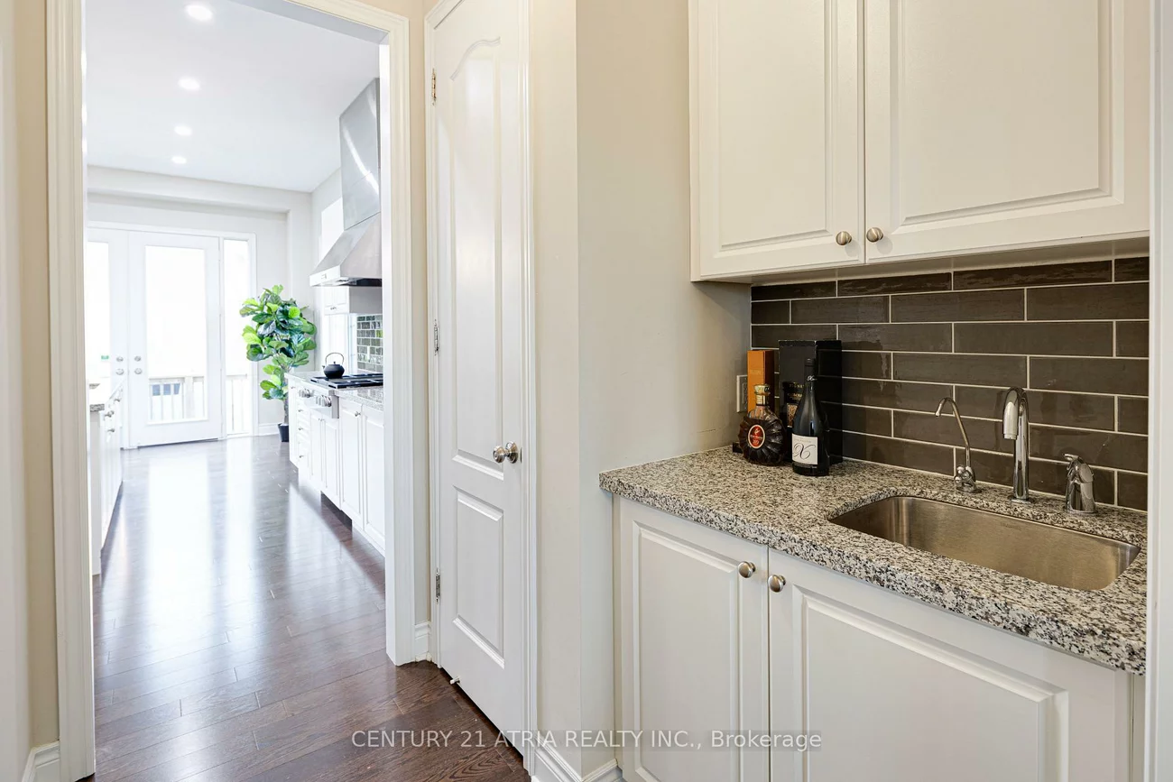 19, Match Point, Aurora Grove, Aurora