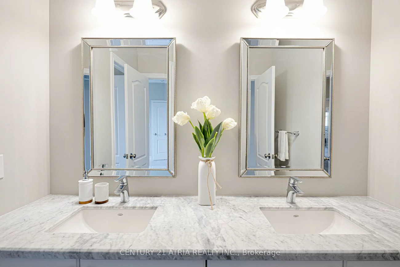 19, Match Point, Aurora Grove, Aurora