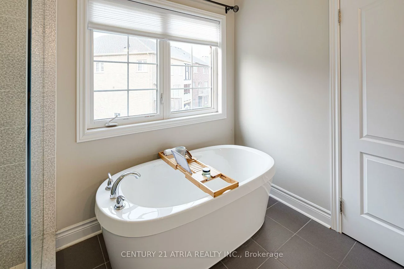 19, Match Point, Aurora Grove, Aurora