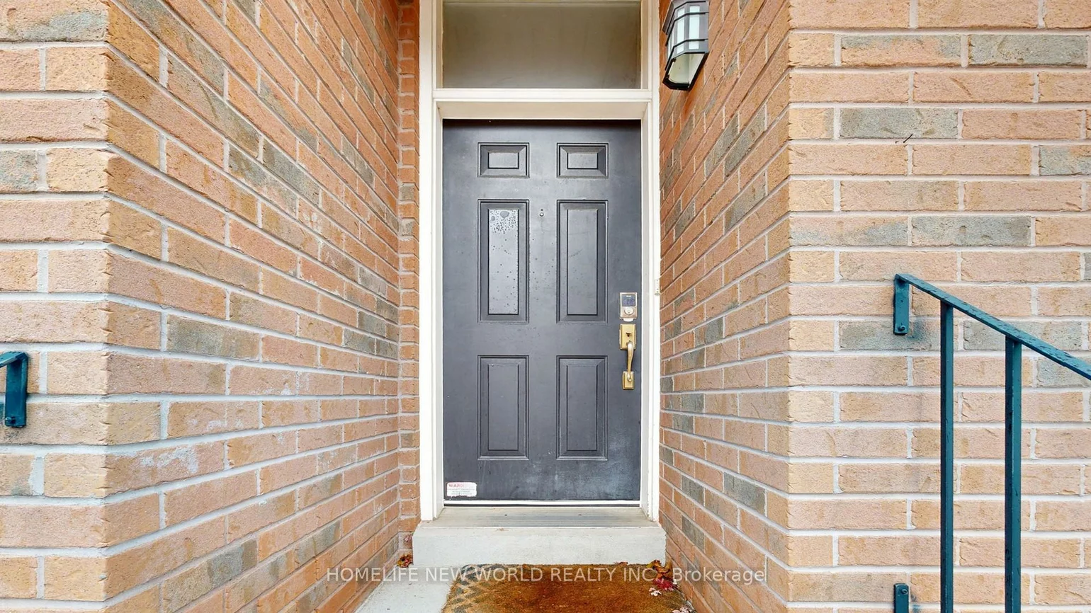 52, Wyatt, Bayview Wellington, Aurora