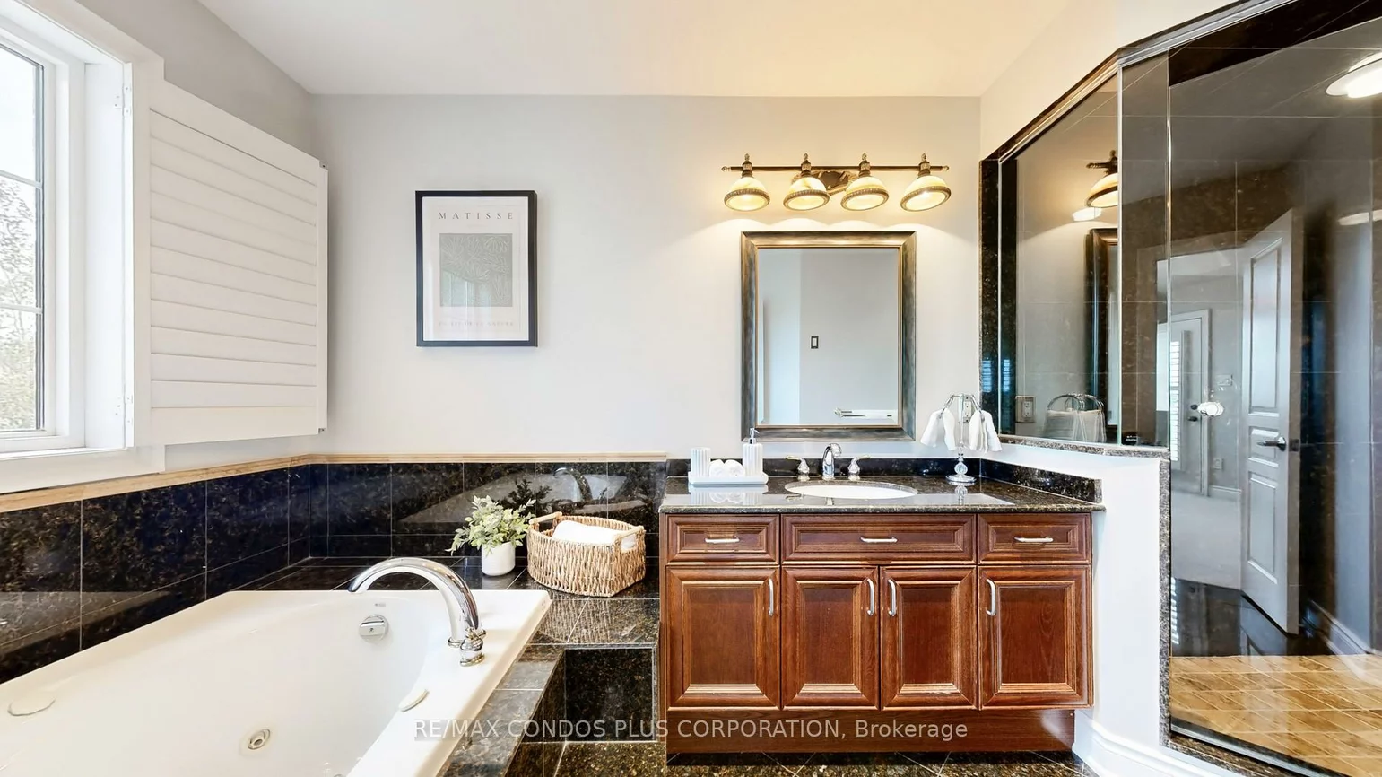 81, Stonecliffe, Aurora Estates, Aurora