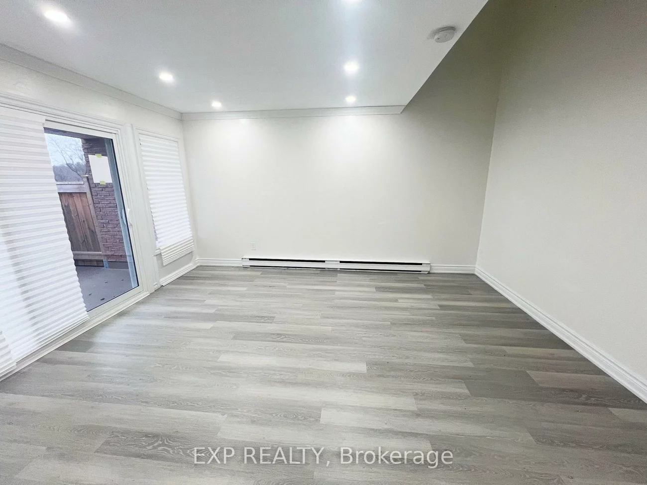 248, Milestone, Aurora Village, Aurora