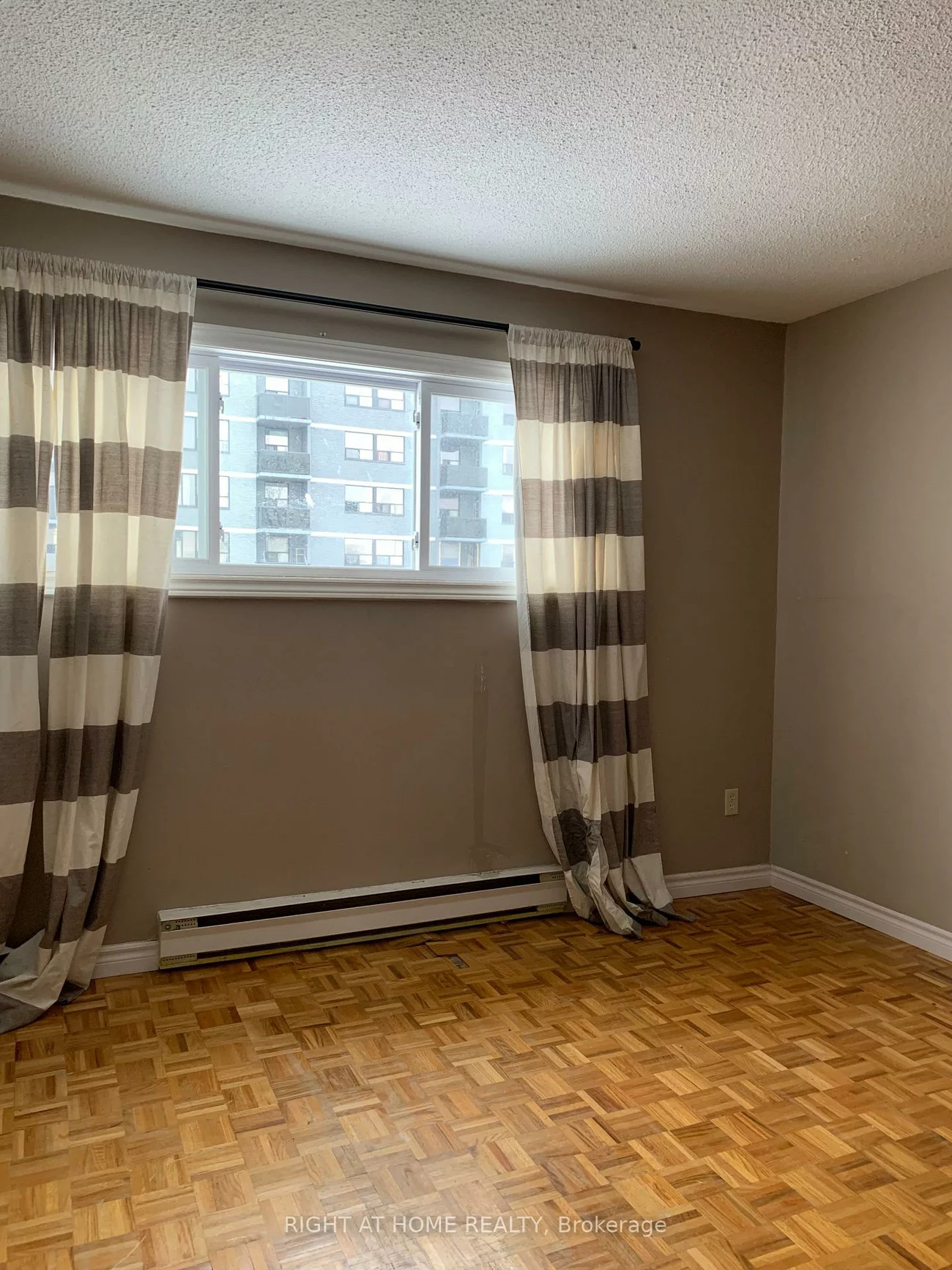 129, Milestone, Aurora Village, Aurora