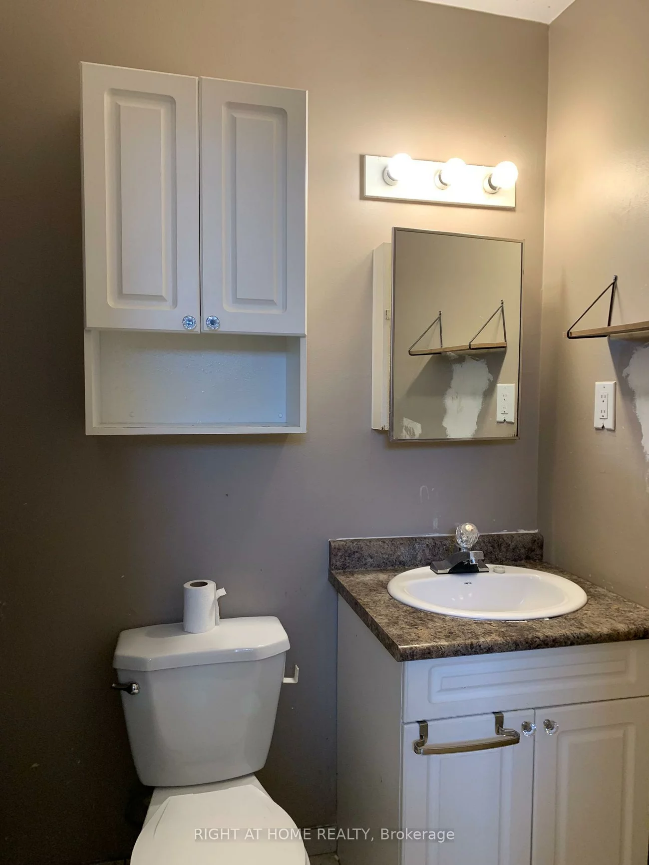 129, Milestone, Aurora Village, Aurora