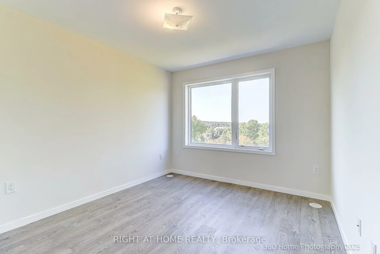 200, Alex Gardner, Aurora Village, Aurora