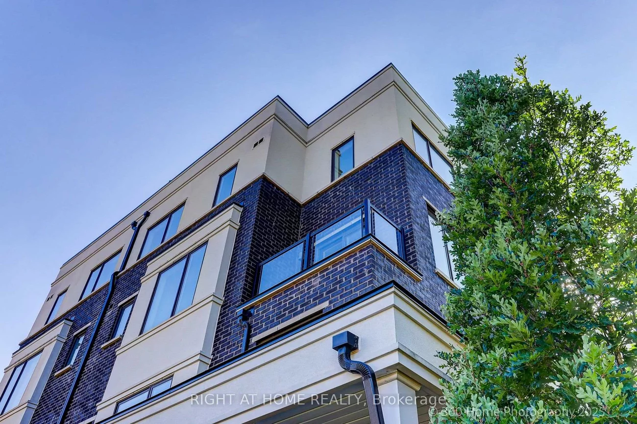 200, Alex Gardner, Aurora Village, Aurora