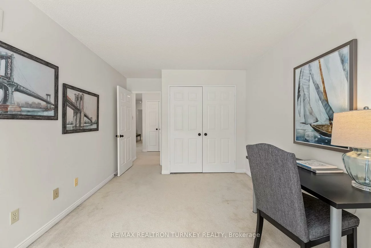 14924, Yonge, Aurora Highlands, Aurora