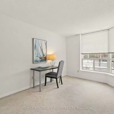 14924, Yonge, Aurora Highlands, Aurora