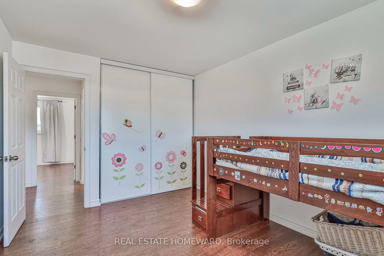 4, Poplar, Aurora Highlands, Aurora