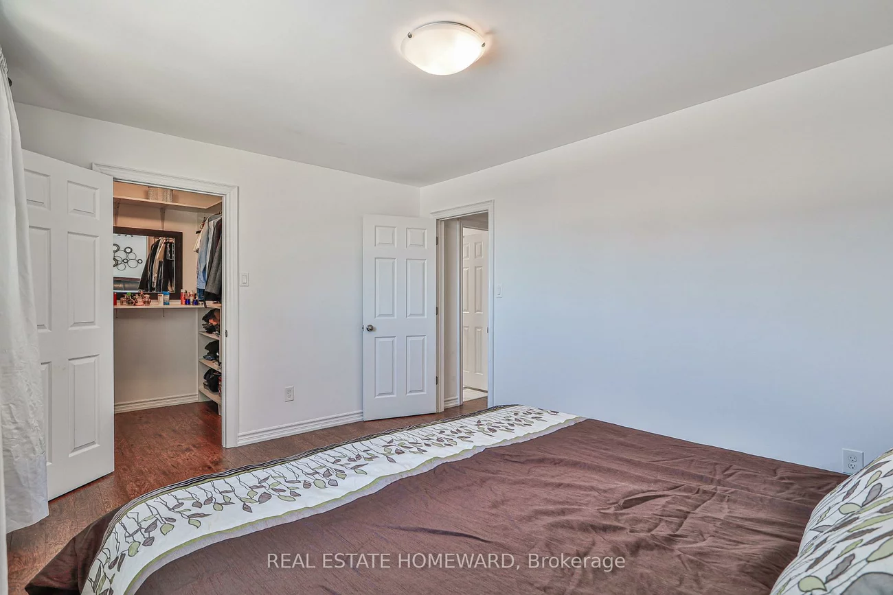 4, Poplar, Aurora Highlands, Aurora