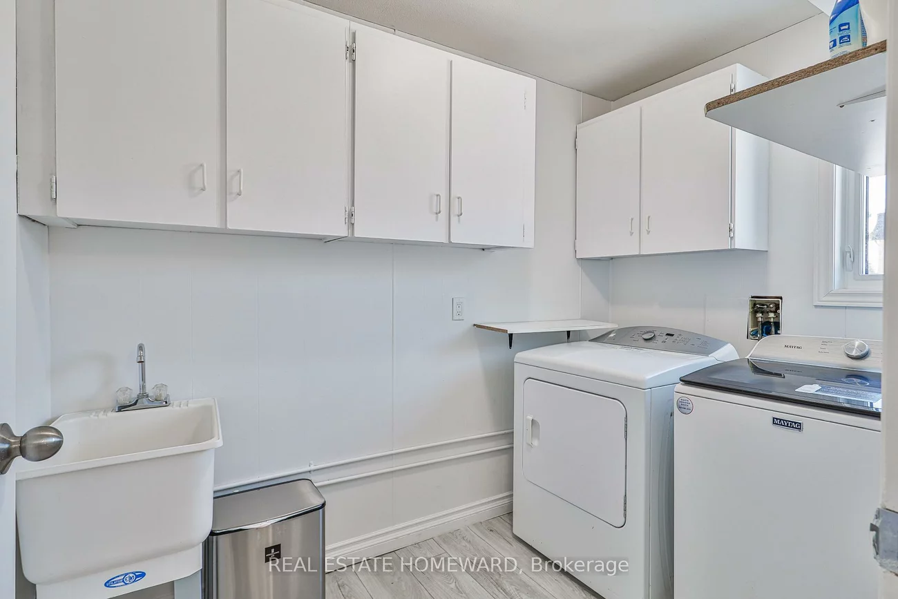 4, Poplar, Aurora Highlands, Aurora