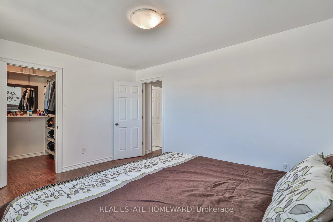 4, Poplar, Aurora Highlands, Aurora