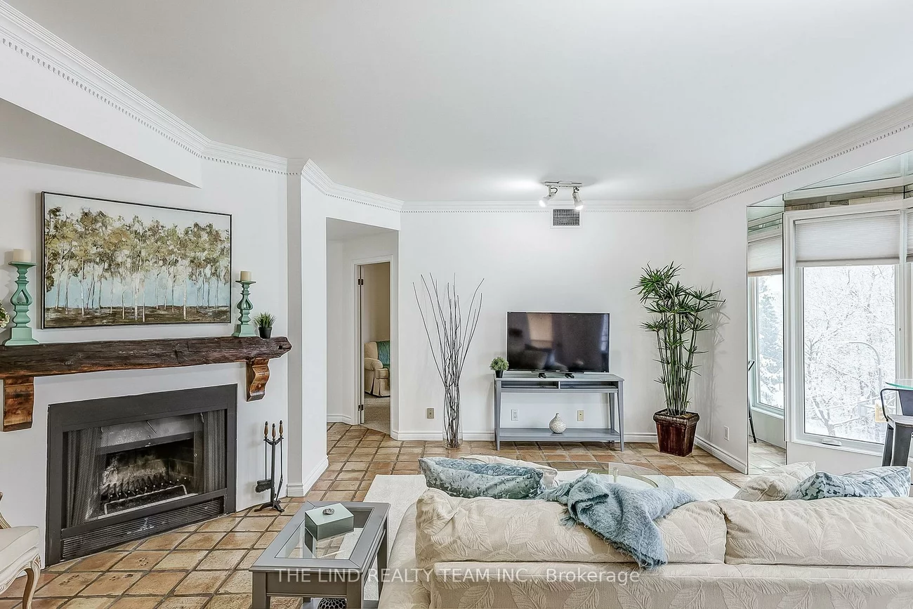 21, George, Aurora Village, Aurora