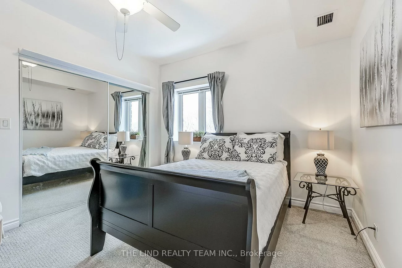 21, George, Aurora Village, Aurora