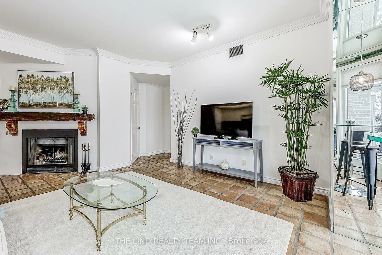 21, George, Aurora Village, Aurora