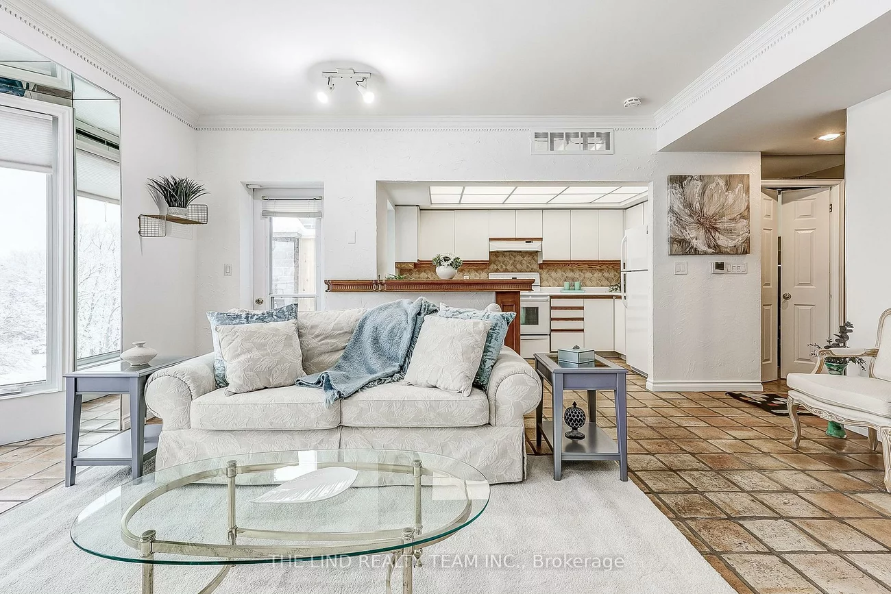 21, George, Aurora Village, Aurora