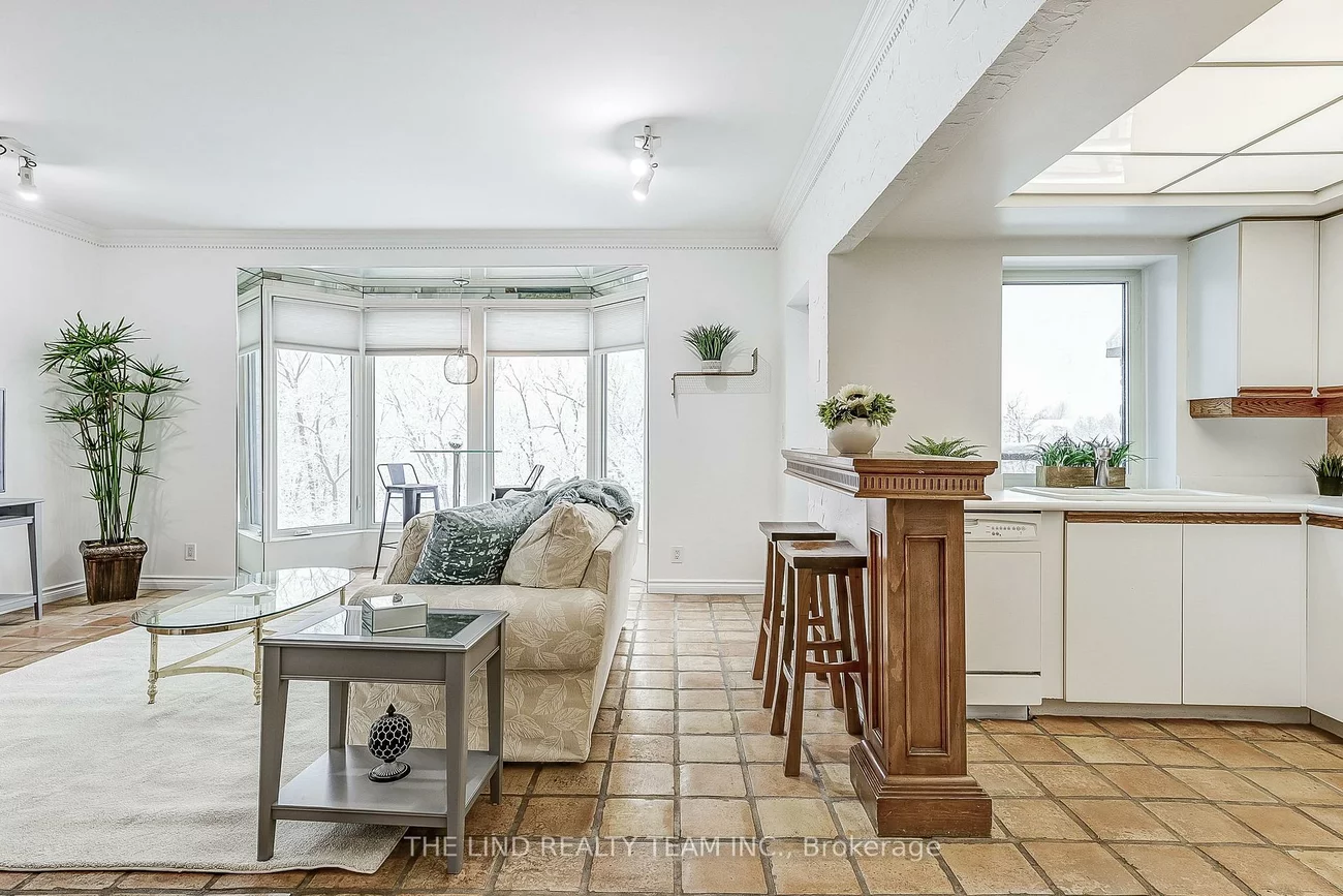 21, George, Aurora Village, Aurora