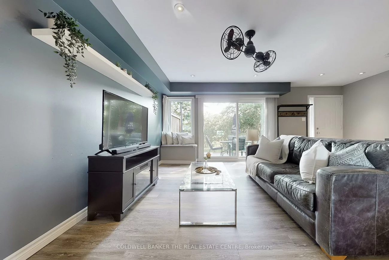 195, Milestone, Aurora Village, Aurora