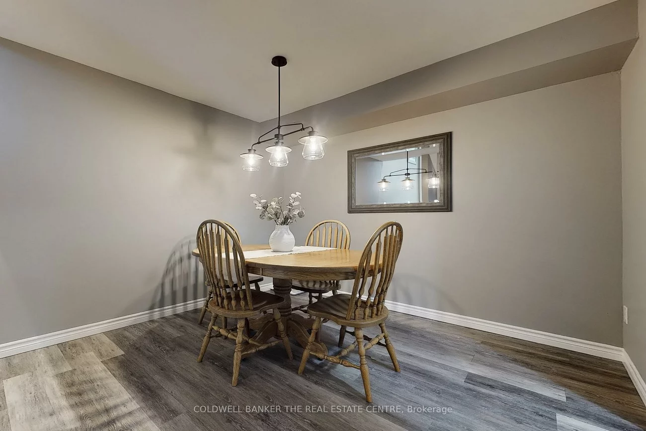 195, Milestone, Aurora Village, Aurora